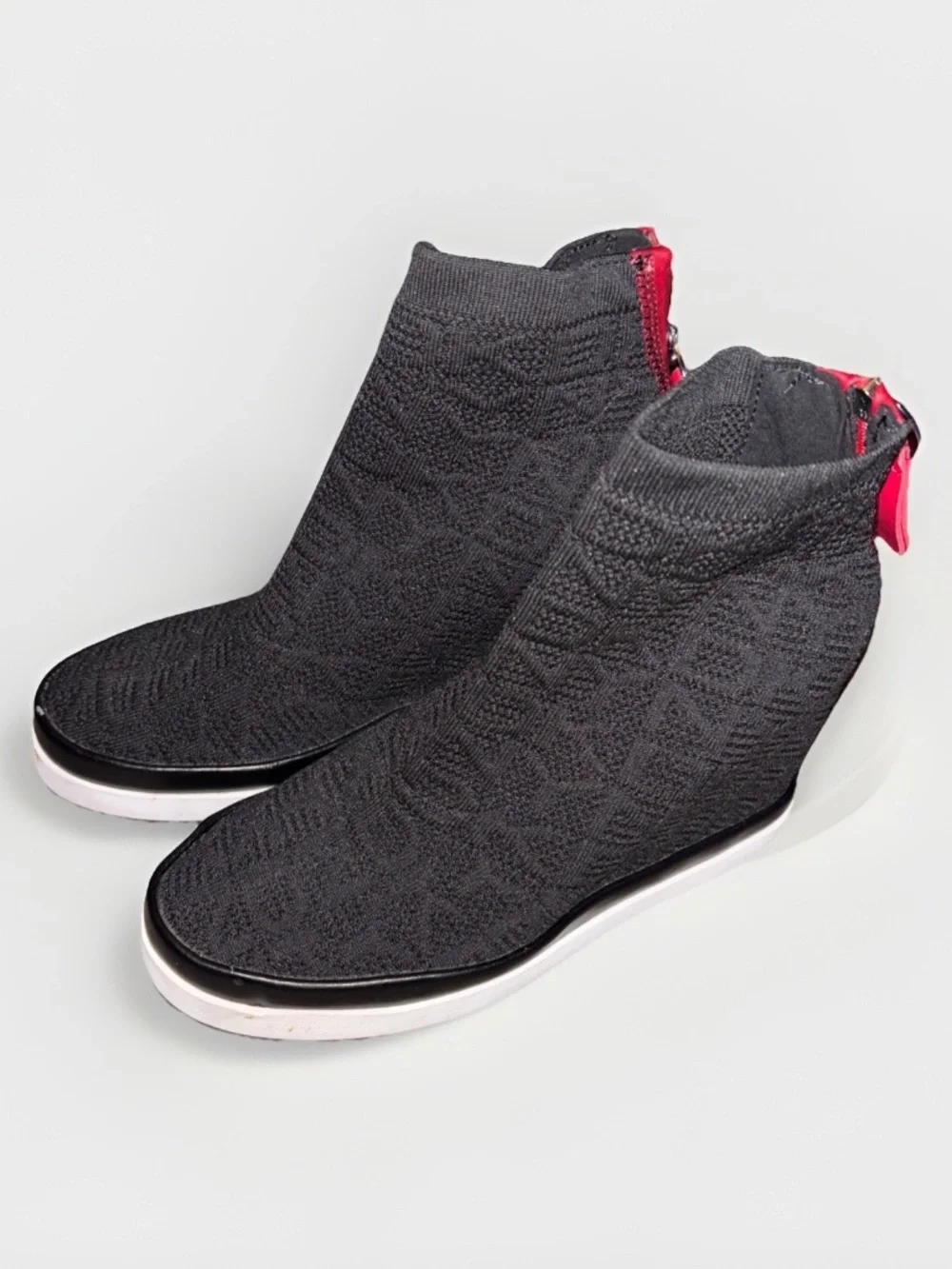 DKNY Abbi Wedge Sneakers Black Red Knit